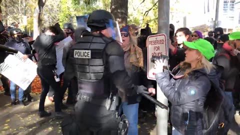 Nov 17 Portland 2018 1.3 Police push back Antifa who chant 'Cops and Klan work hand-in-hand'