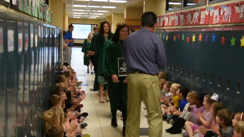 SHS / TLES Grad Walk Through 5/18/22 (Hallway)