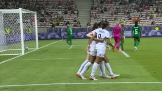 Mallory Swanson scores two quick goals to extend USWNT's lead | Paris Olympics