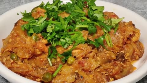 Classic Indian Dish: Baingan Bharta (Eggplant Mash) (Watch & Prepare)