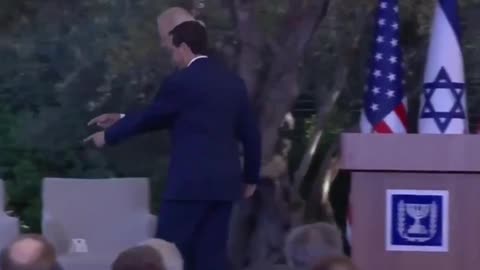 Joe Biden Tries to Shake Hands With Air Again