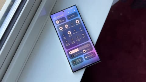 Samsung ONE UI 6.0 Android 14 - FIRST LOOK! 😍