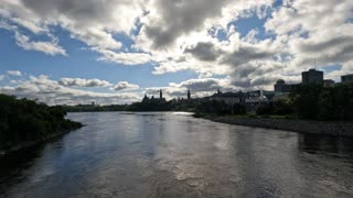 🌉 The #History Of Ottawa 🍁 Walking Portage Bridge Into Quebec 🔍 Lookout To Downtown Parliament Hills 🏛️