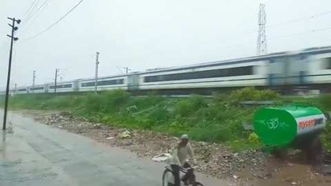 Vande Bharat Express 150 kmph Fastest Train of India