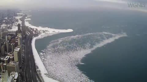 Ice breaking up Lake Michigan