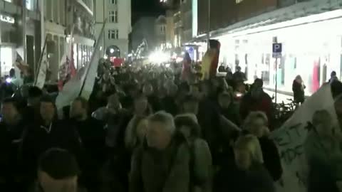 Germany: Huge protest in Leipzig against the Vax passports & mandates.