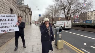 Martina Burke outside the Four Courts 20-12-23