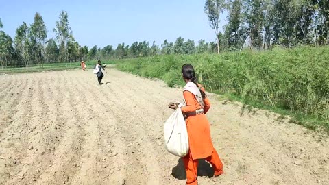 India Farmer Village Life } Real Life IndiaIn Uttar Pradesh { Life Style In India Village