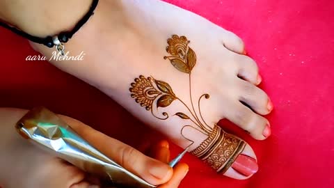 Simple Gulf Foot Henna Designs easy Best five Feet Mehndi Designs New Latest Bridal Leg Mehndi