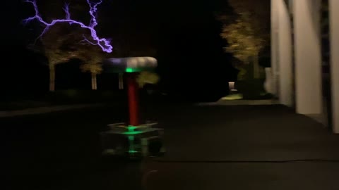 Super Mario Theme on large Tesla coil