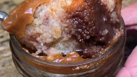 Cake in a Jar w Chocolate and Dulce De Leche!