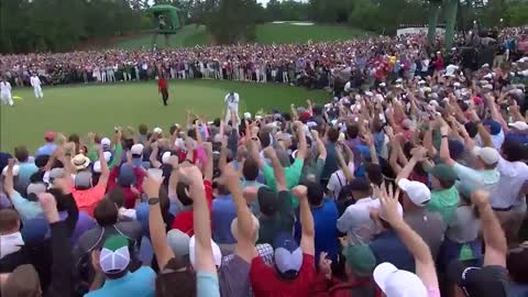 Tiger Woods: Roaring Back