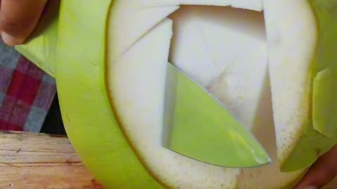 fantastic coconut peeling style