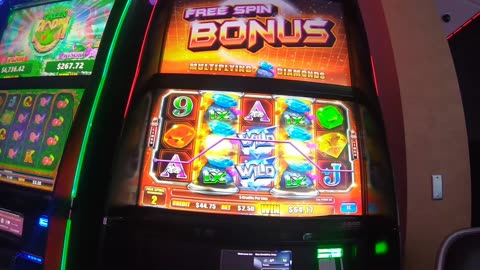 Moonlit Diamonds Slot Machine Play Bonuses Free Games!