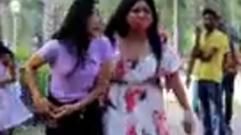 Tum kairya ho । Public places prank to girl funny 😂😂🤣