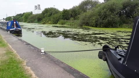 Stuck in Keadby lock overnight on the tidal trent