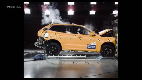 Volvo XC60 Roll Over Crash Test