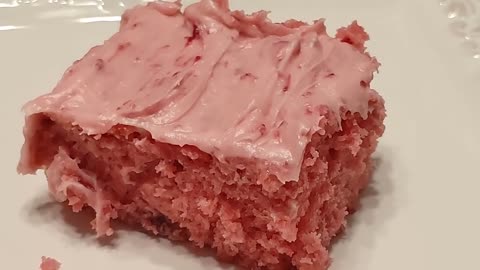 70's Strawberry Gelatin Cake, CVC's Southern Recipe