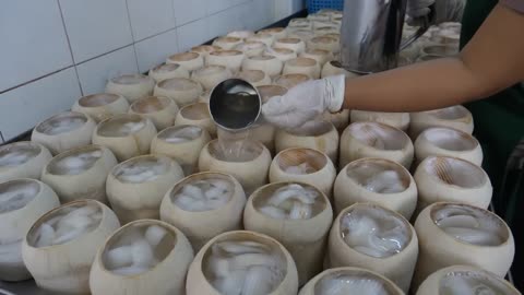 Jelly making in coconut