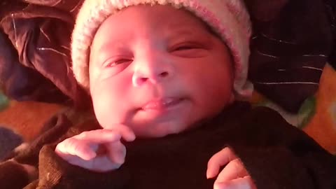 Cute new born baby 🍼😍