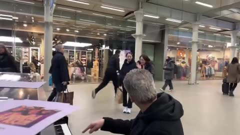 Police Called To Stop Filming During Piano Livestream