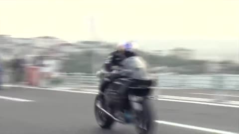 Kawasaki H2R - World Record 400 km/h in 26 sec. HD