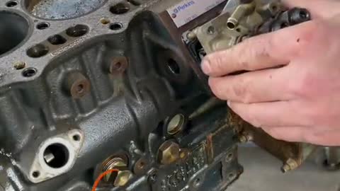 Look at this engine is there any maintenance value? # Car repair # engine # Car repairman