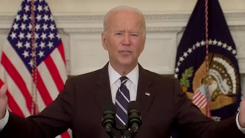 Biden AVOIDS Reporters When Asked "Is This Constitutional?" After Creepily Whispering