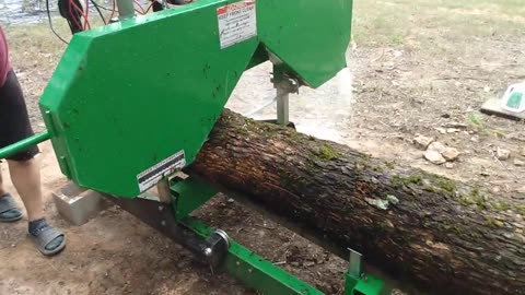 Modified Harbor freight sawmill first log cut