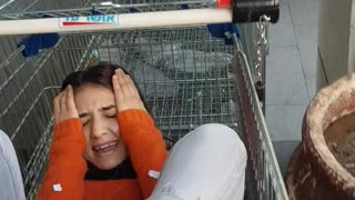 Shopping Cart Prank Traps Girl