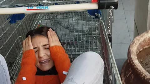 Shopping Cart Prank Traps Girl