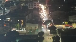 Marcha contra la Reforma Tributaria avanza por la carrera 27 con 56 en Bucaramanga