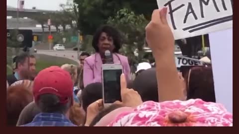 Democrats Calling for violence in the streets of America in 2020 Compilation