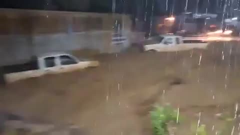 Tlapa in Guerrero, Mexico last night...🌊👀😱P1