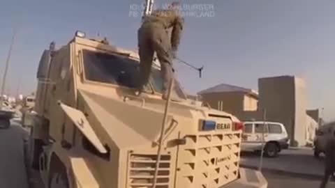 🇺🇸🇦🇫 Videos appeared of how the Americans disabled military equipment before leaving Afghanistan