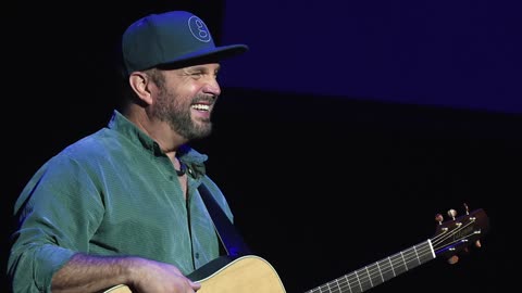 GARTH BROOKS GETS ROWDY WITH NEW SUMMER SINGLE, ‘ALL DAY LONG’
