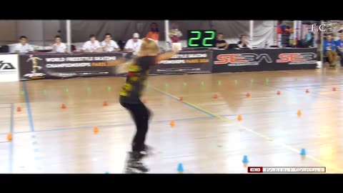 🛼Fantastic little girl_ the best talent in the world🎗️2016 Rollerblade Freestyle Slalom dancing🎗️USA