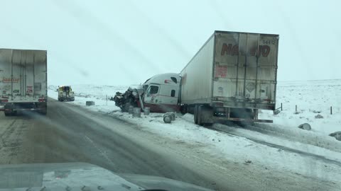 Crazy Semi Wreck in Wyoming