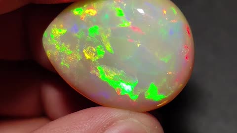 Order Wide Range Of Opal Gemstone Online