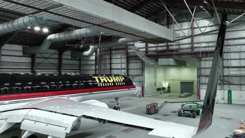 Amazing video: Landlocked Aviation TRUMP N757AF Refinishing