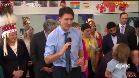 Child Appears To Die Suddenly Next To Canadian Prime Minister Justin Trudeau (plz read below video)