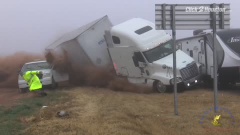 Semi-truck involved in pileup in foggy Lubbock County