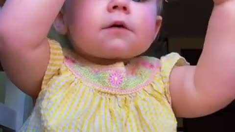 Cute chubby baby - Funny video (6)
