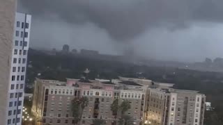 #BREAKING: Tornado in Fort Lauderdale, Florida.