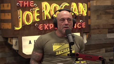 Joe Rogan and Dave Smith on CNN's labeling Rogan & Tucker Carlson as "controversial."