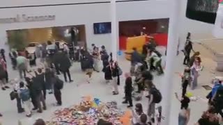 Antifa and Muslim immigrants destroy Amsterdam university. They don't want