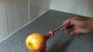 How to peel an apple.......the fun way!!!