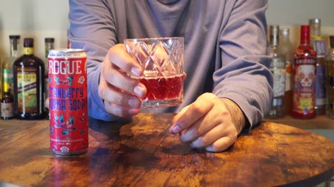 Rogue Distilling Cocktails RTD Cranberry Vodka Soda Review