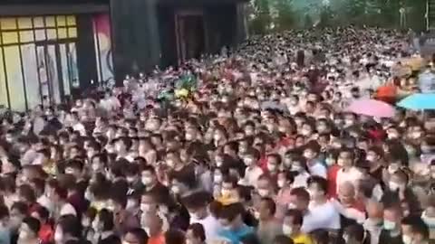 China - Swarms Of People Waiting for Virus Tests