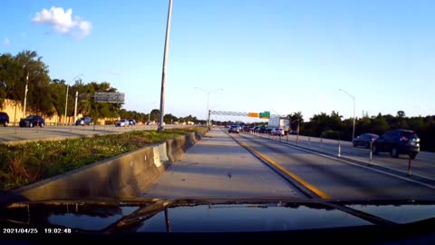 Car Cutting into Lane Creates Close Call On Highway